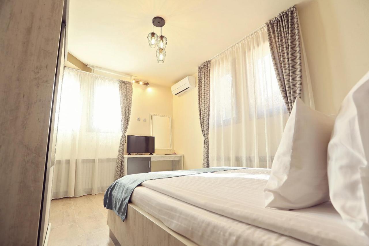 Dezire Guesthouse Május 1. üdülő Kültér fotó