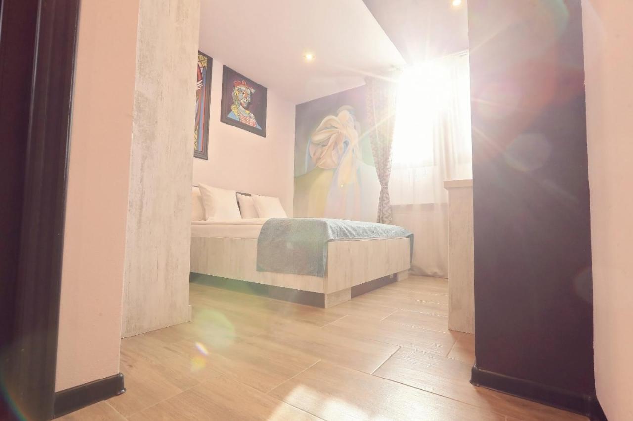 Dezire Guesthouse Május 1. üdülő Kültér fotó