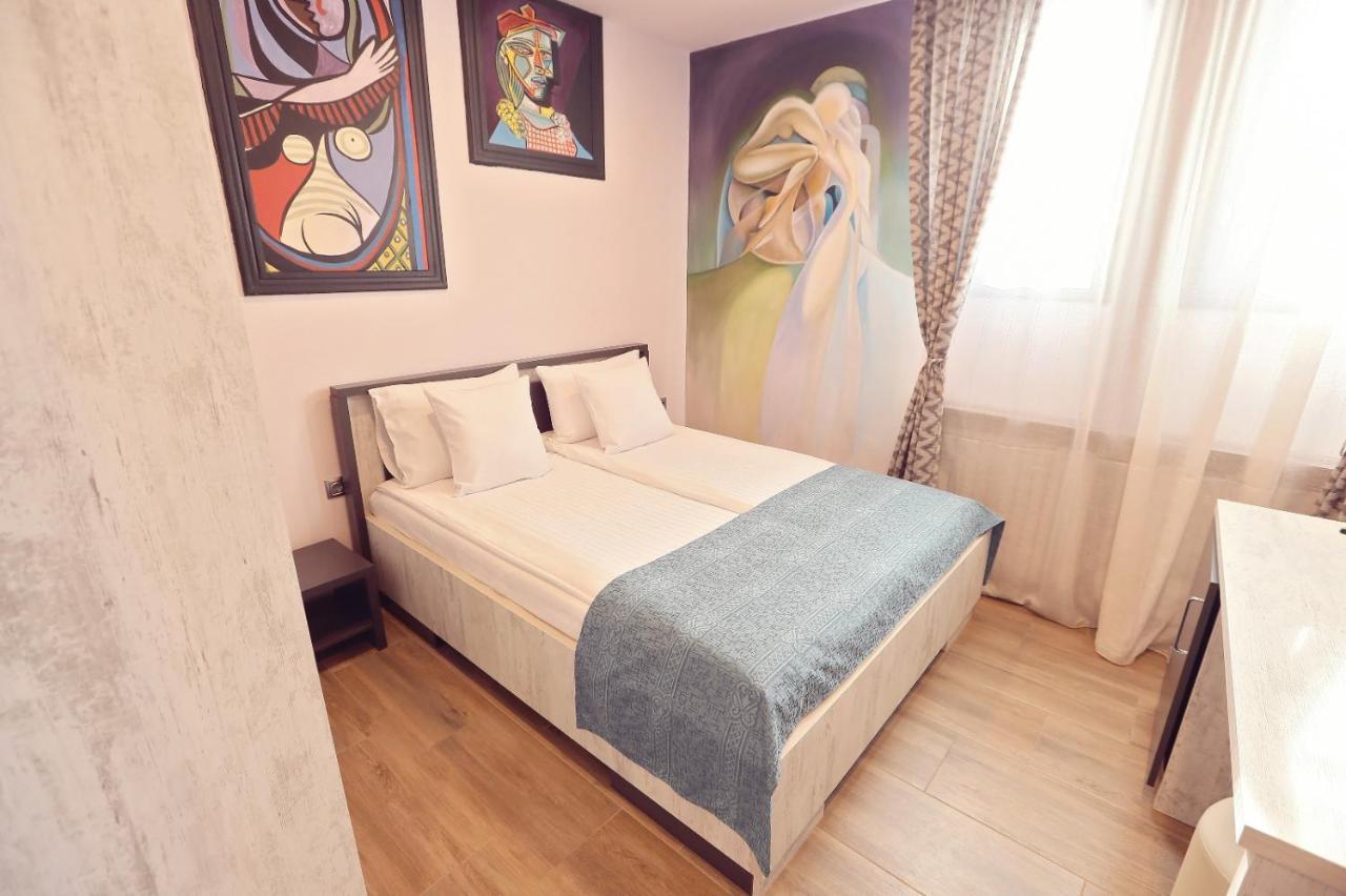 Dezire Guesthouse Május 1. üdülő Kültér fotó