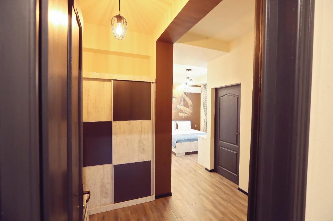 Dezire Guesthouse Május 1. üdülő Kültér fotó