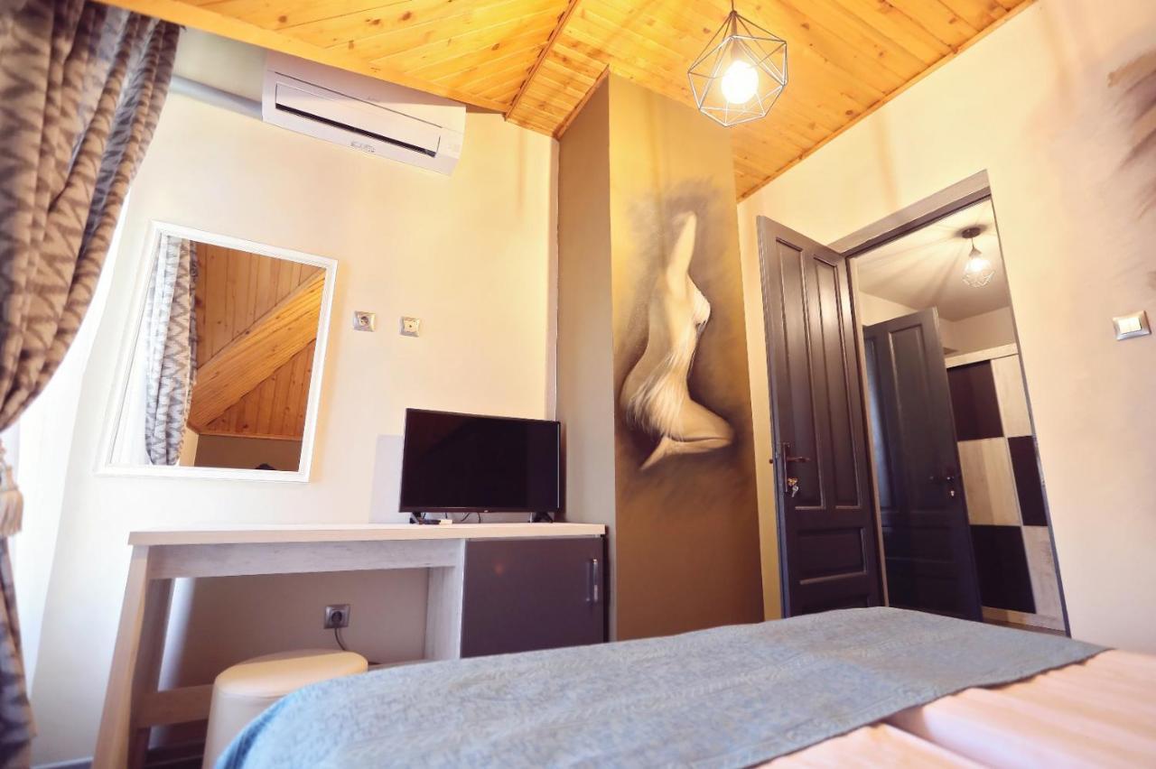 Dezire Guesthouse Május 1. üdülő Kültér fotó