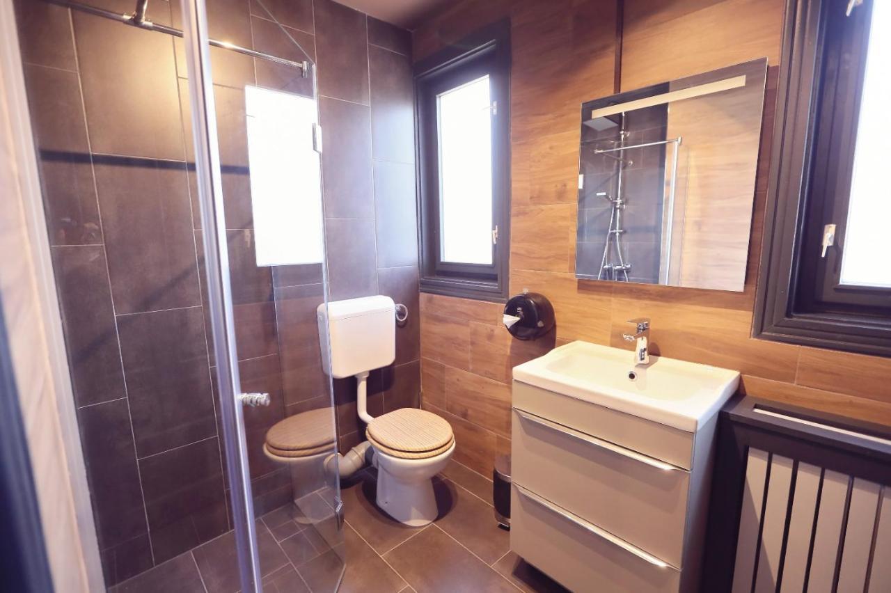 Dezire Guesthouse Május 1. üdülő Kültér fotó