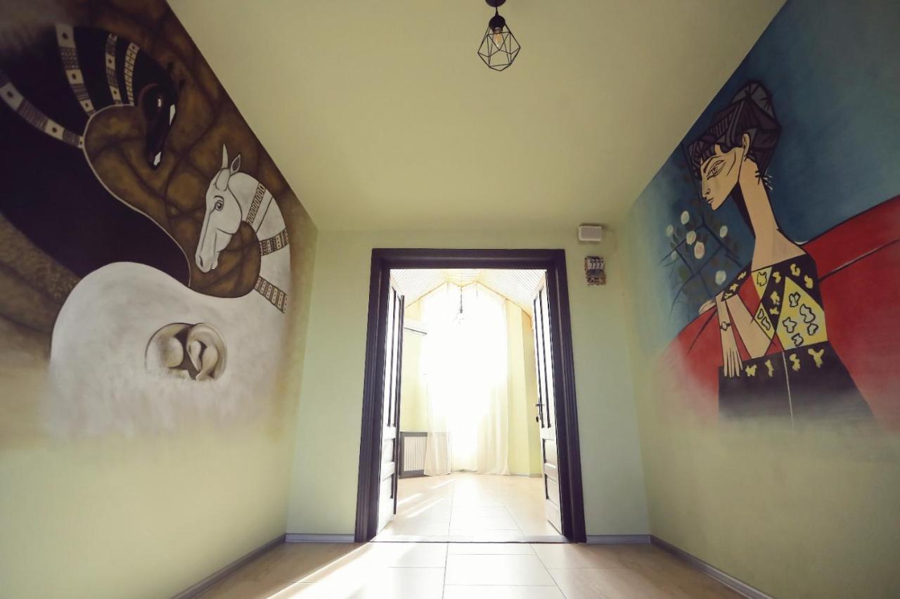 Dezire Guesthouse Május 1. üdülő Kültér fotó