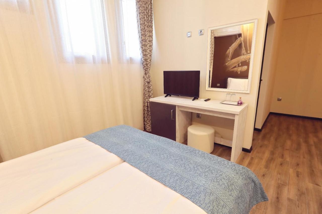 Dezire Guesthouse Május 1. üdülő Kültér fotó