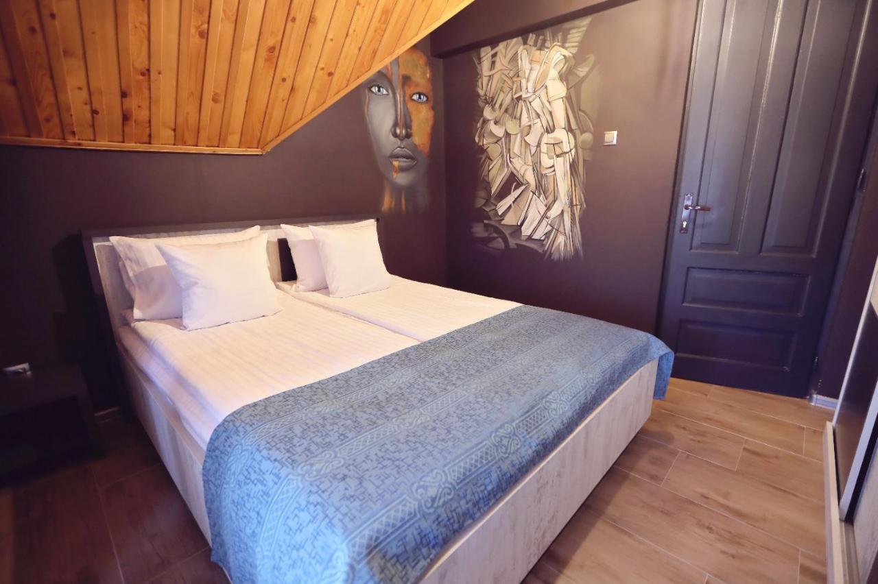Dezire Guesthouse Május 1. üdülő Kültér fotó