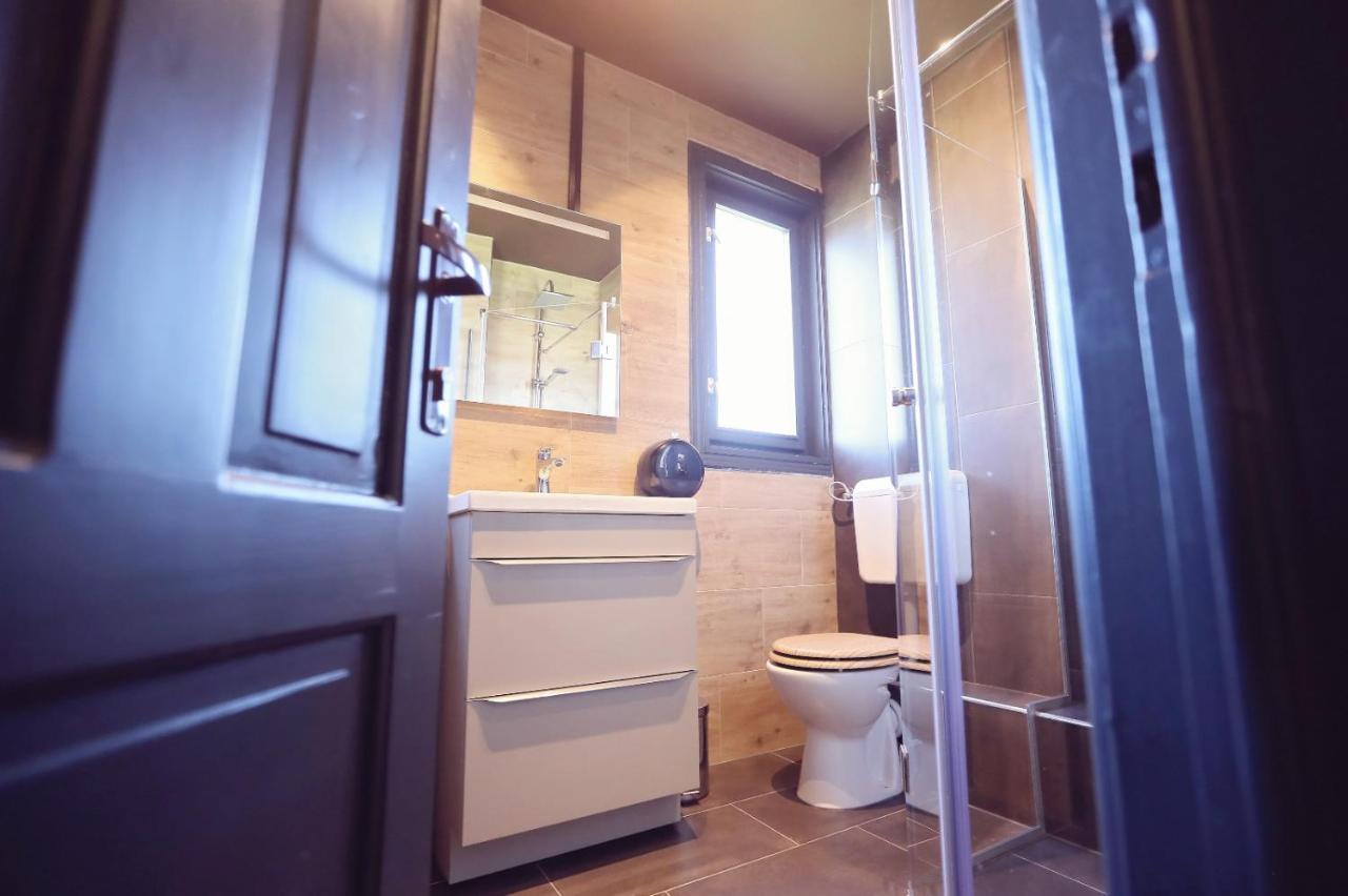Dezire Guesthouse Május 1. üdülő Kültér fotó