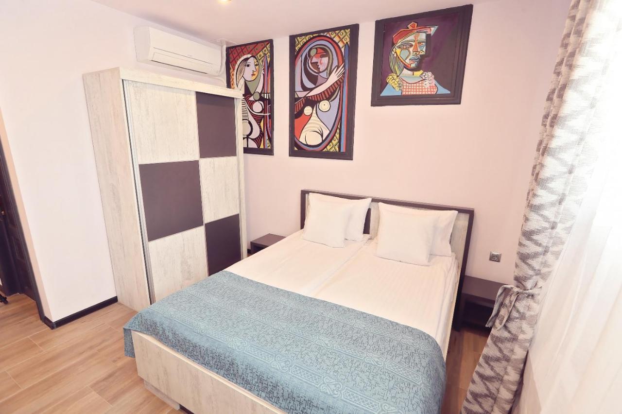 Dezire Guesthouse Május 1. üdülő Kültér fotó