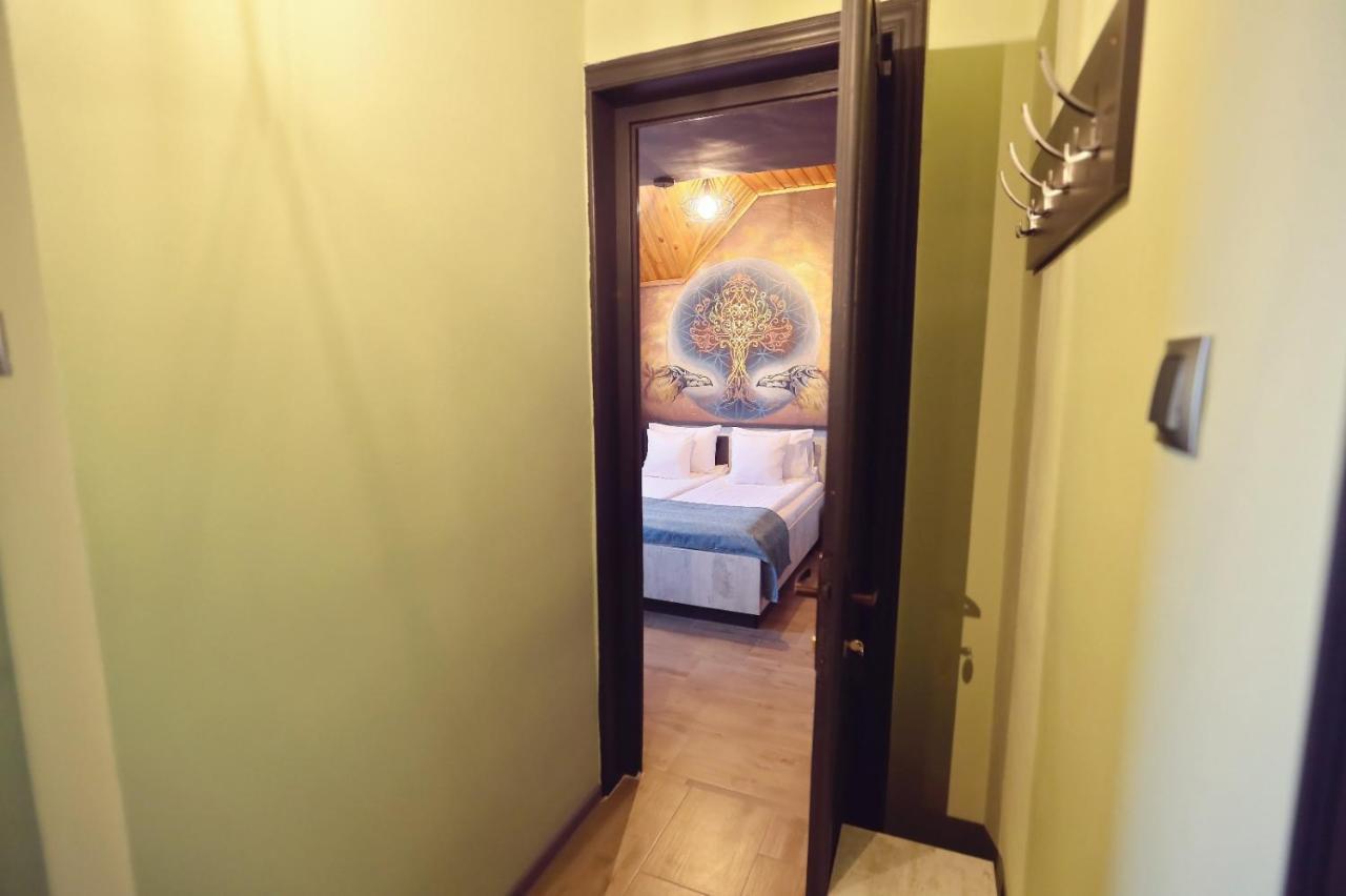 Dezire Guesthouse Május 1. üdülő Kültér fotó