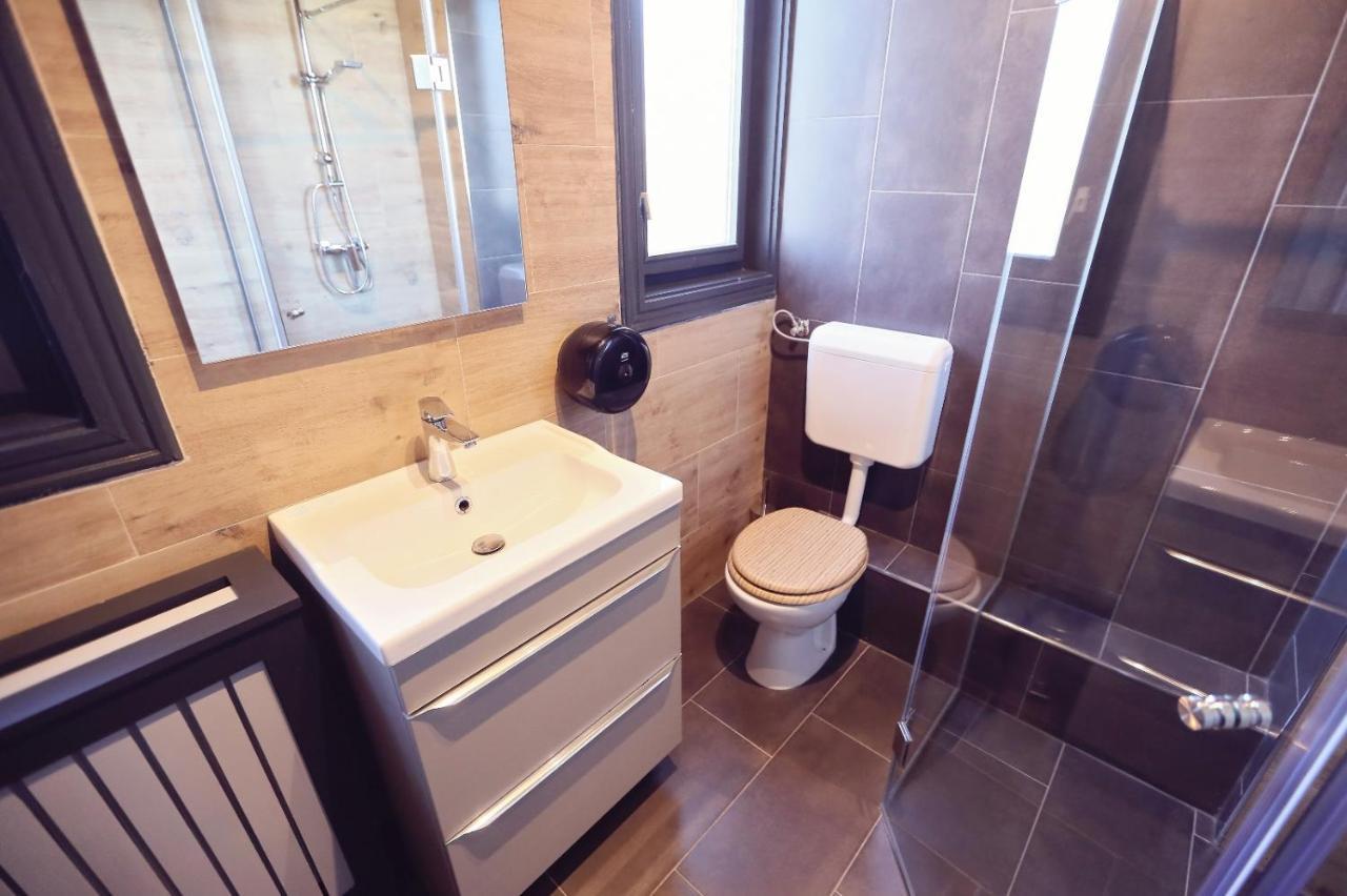 Dezire Guesthouse Május 1. üdülő Kültér fotó